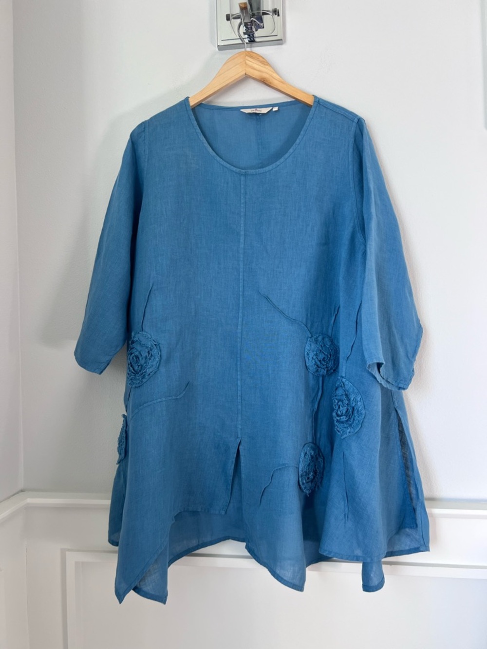 Cheyenne Blue Linen-Blend Top with Flower Logo